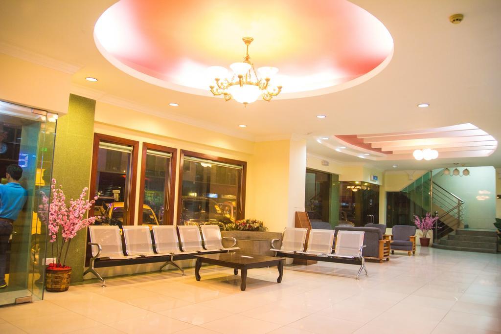 טאוואו Istana Monaco Hotel מראה חיצוני תמונה